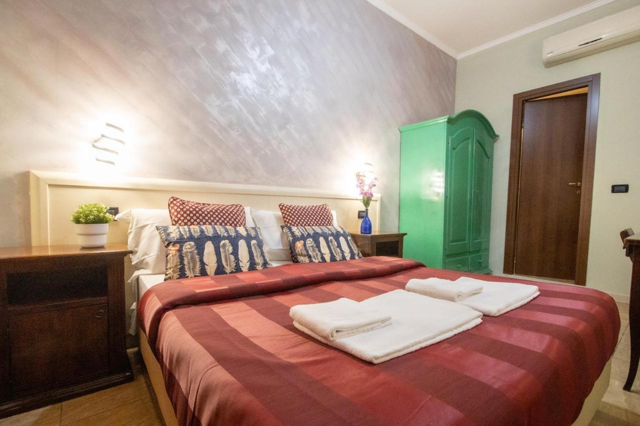 B&B Colorful Suite Yard Rome Buitenkant foto